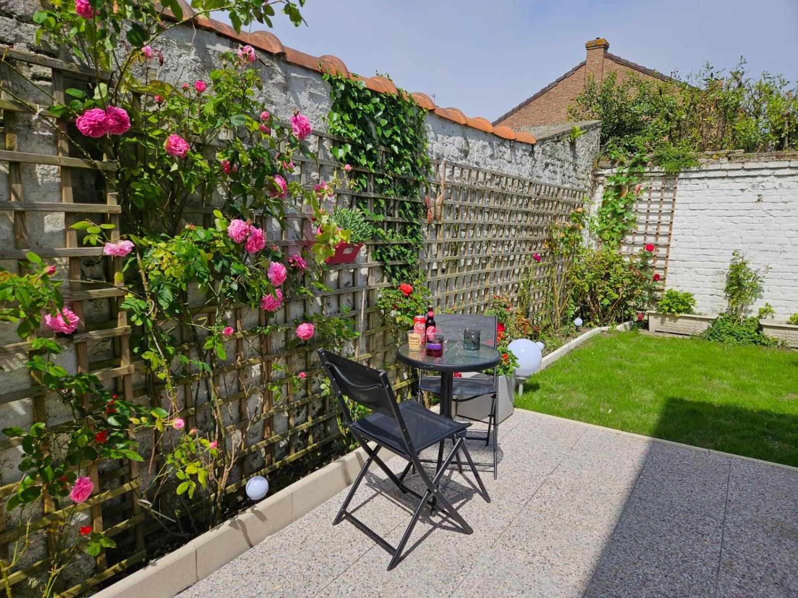 Studio Avec Jardin Rosendael Proche Plage Dunkirk Eksteriør billede